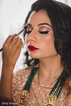 Flawless makeup of maharani's reception look. Flawless makeup of maharani's reception look.