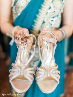 Bride's beautiful shoes Bride's beautiful shoes