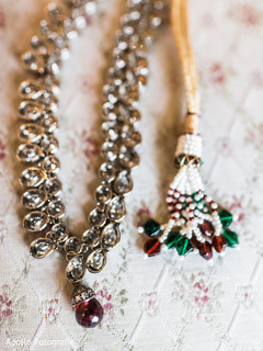 Indian bride's accessories Indian bride's accessories