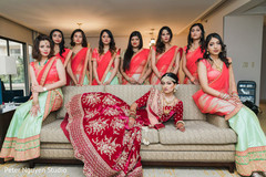 Bride posing with the beautiful Maharanis Bride posing with the beautiful Maharanis