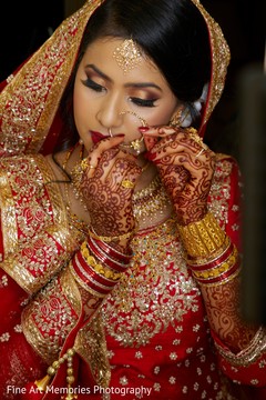 Indian bride wearing the mehndi and jewelry Indian bride wearing the mehndi and jewelry