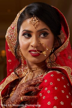 Indian bride wearing the mehndi Indian bride wearing the mehndi