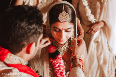 Indian couple during the Mangamalai ritual. Indian couple during the Mangamalai ritual.