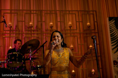 Gorgeous shot of Maharani performing Gorgeous shot of Maharani performing