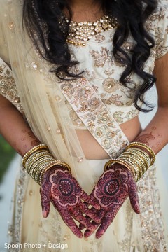 Ecstatic Indian bridal mehndi. Ecstatic Indian bridal mehndi.