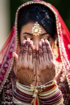Inspiring Indian bridal henna art. Inspiring Indian bridal henna art.