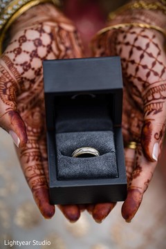 Maharani showing grooms wedding band. Maharani showing grooms wedding band.