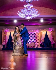Dazzling dance performance during reception Dazzling dance performance during reception