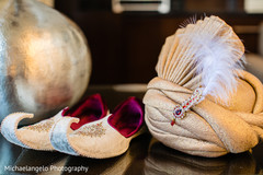 Indian groom's shoes and turban for wedding ceremony Indian groom's shoes and turban for wedding ceremony