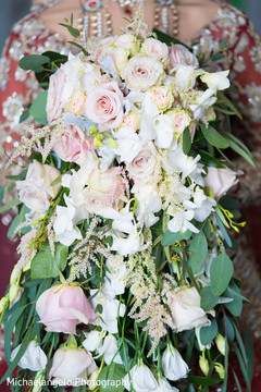 Astonishing Indian bridal bouquet Astonishing Indian bridal bouquet
