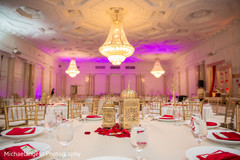 Delicate Indian wedding centerpieces Delicate Indian wedding centerpieces