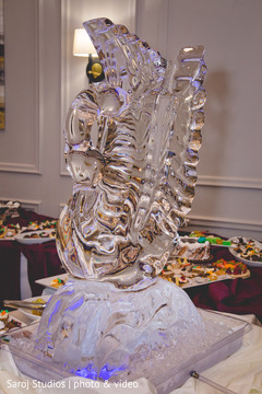 Statue at the reception Statue at the reception