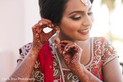 Indian bride's jewelry details Indian bride's jewelry details
