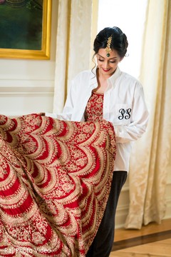 Spectacular Indian bride capture Spectacular Indian bride capture
