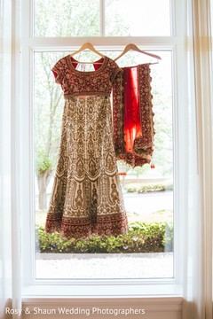 Dreamy Indian bride lehnga set. Dreamy Indian bride lehnga set.