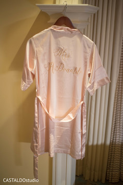Bride's robe Bride's robe