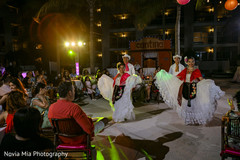Take a look in this spectacular performance Take a look in this spectacular performance