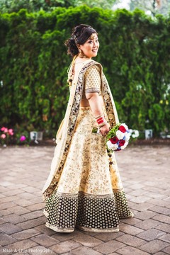 Incredible Indian bride on her ceremony outfit. Incredible Indian bride on her ceremony outfit.