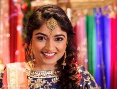 Lovely maharani's sangeet makeup and tikka. Lovely maharani's sangeet makeup and tikka.