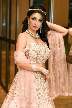 Stunning maharani's lehenga fashion. Stunning maharani's lehenga fashion.