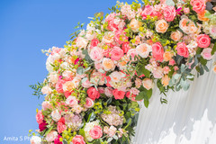 Fascinating indian wedding flowers decor. Fascinating indian wedding flowers decor.