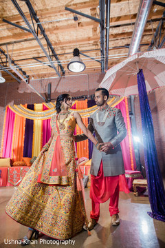Ravishing Indian couple's photo session. Ravishing Indian couple's photo session.