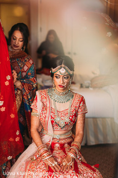 Impressive Indian bridal ceremony look. Impressive Indian bridal ceremony look.