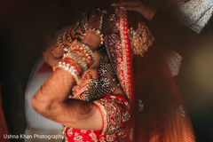 Maharani setting up her ghoonghat. Maharani setting up her ghoonghat.