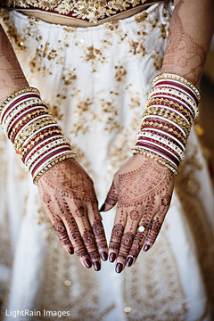 Maharani showing her mehndi art. Maharani showing her mehndi art.