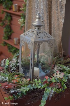 Elegant Indian wedding candle lantern decor. Elegant Indian wedding candle lantern decor.