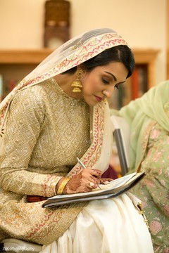 Time to sign up for a happy ever after. Time to sign up for a happy ever after.
