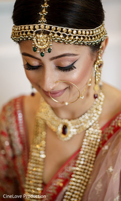 Indian bride looking amazing Indian bride looking amazing