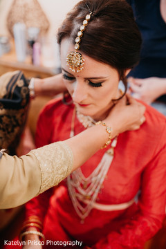 Stunning Indian bride tikka Stunning Indian bride tikka