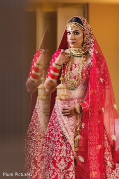 Stunning Indian bride's Jewelry fashion. Stunning Indian bride's Jewelry fashion.