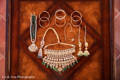 Jewelry details of the Maharani Jewelry details of the Maharani