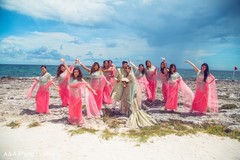 Like flowers coming out of the sea, they look beautiful. Like flowers coming out of the sea, they look beautiful.