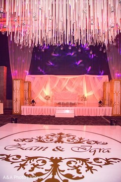 Outstanding stage set up. Outstanding stage set up.