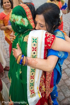 Maharani saying goodbye. Maharani saying goodbye.