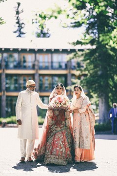 Indian bride looking gorgeous Indian bride looking gorgeous