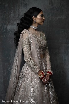 Phenomenal indian bridal photo shoot. Phenomenal indian bridal photo shoot.