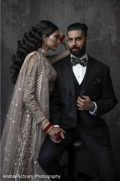 Phenomenal indian couple's photo shoot. Phenomenal indian couple's photo shoot.