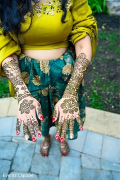 Incredible indian bridal henna art. Incredible indian bridal henna art.