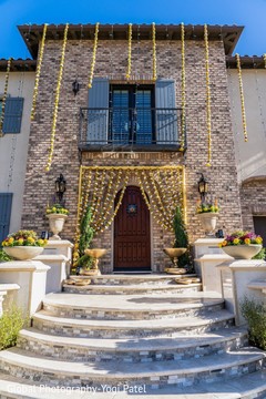 Beautiful decor details. Beautiful decor details.
