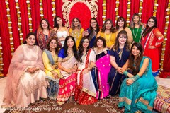 Maharani with special guests. Maharani with special guests.