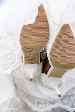See this detail on Indian bridal wedding shoes. See this detail on Indian bridal wedding shoes.