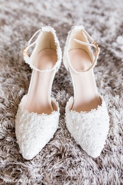 Magnificent Indian bride's wedding shoes. Magnificent Indian bride's wedding shoes.