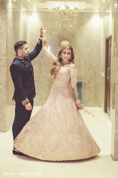 Like Prince and Princess this Indian couple poses for the picture. Like Prince and Princess this Indian couple poses for the picture.