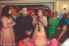 Maharani sharing her joy with the guests and her groom. Maharani sharing her joy with the guests and her groom.