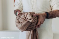 Elegant Indian grooms Pagri.