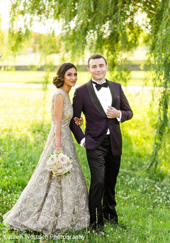 Insanely beautiful indian couple's photo session. Insanely beautiful indian couple's photo session.